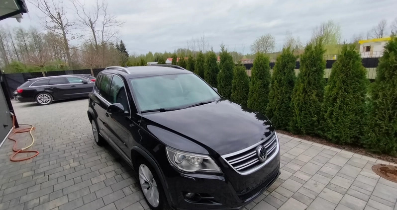 Volkswagen Tiguan cena 41800 przebieg: 208000, rok produkcji 2011 z Siedlce małe 277